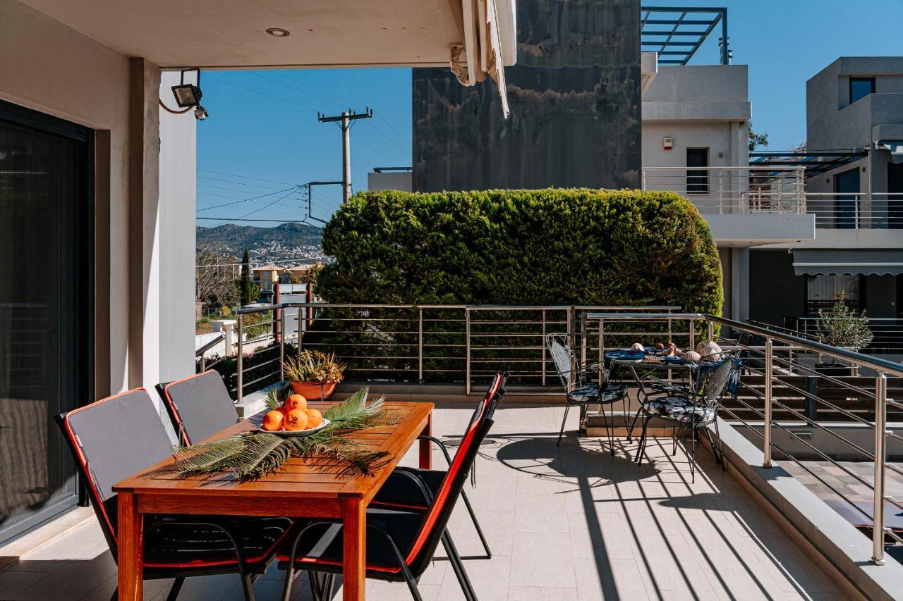 The Palm, & Airport Closeby - Pool Вилла