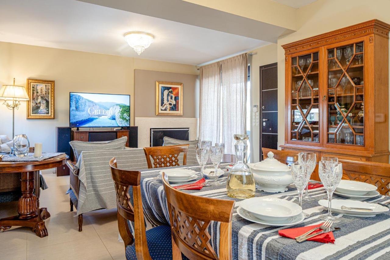 Villa The Palm, & Airport Closeby - Pool Porto Rafti